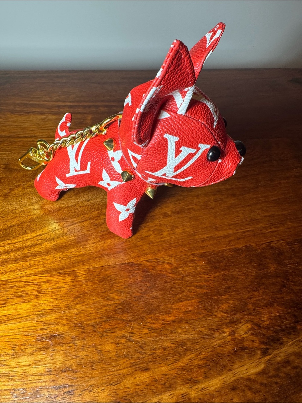 Dog Charm Keychain. No Brand.